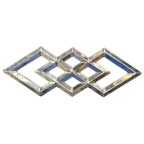 Three Triangle Panel / Bunga